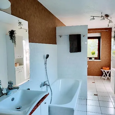 Apartment Idyllische Stadtrand-fewo